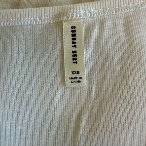 Sunday best holly top - Picture 3 of 5